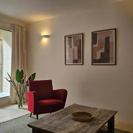 Hébergement de vacances La Petite Cours D'uzès Centre Uzès