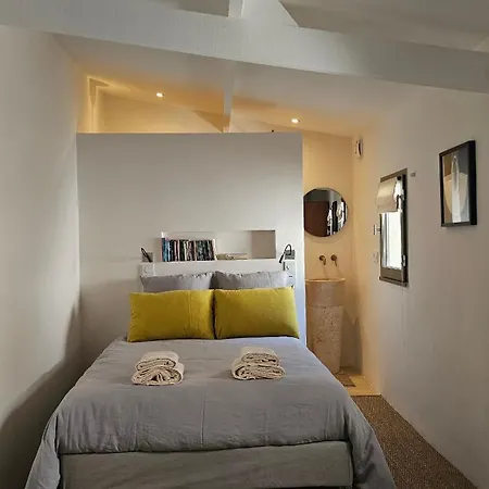 La Petite Cours D'uzès Centre Uzès
