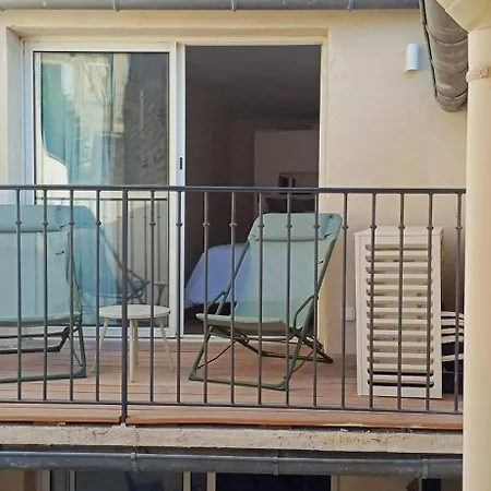 La Petite Cours D'uzès Centre Hébergement de vacances *