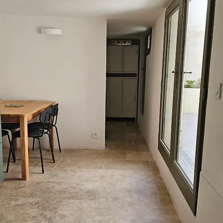 Hébergement de vacances La Petite Cours D'uzès Centre Uzès
